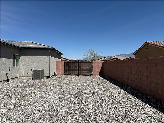 5th image of 55 Wildcat Ave