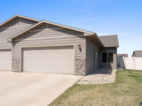 4416 W Townsley Pl, Sioux Falls, SD 57108