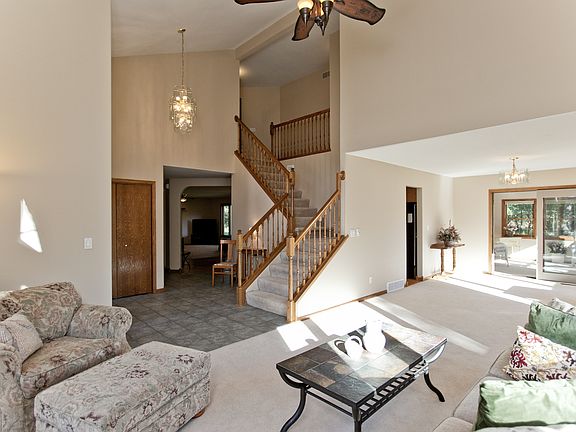 3rd image of 8450 Wildwood Ct