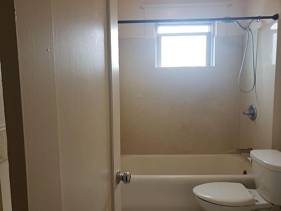 2nd image of 1800 Church St #1802