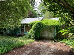 8804 SE Rhone St UNIT A, Portland, OR 97266