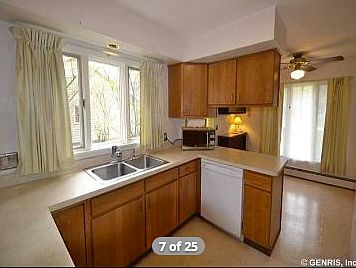 Kitchen & Breakfast Nook
