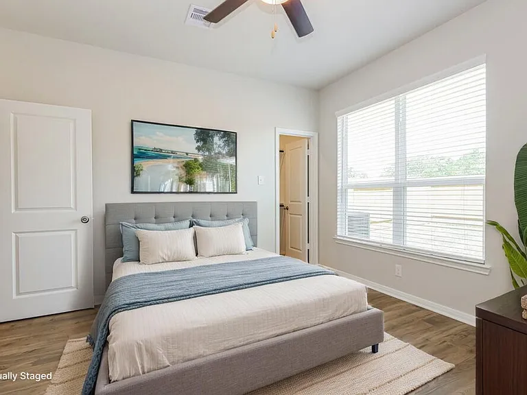 15582 Caramel Springs Dr — Photo 10