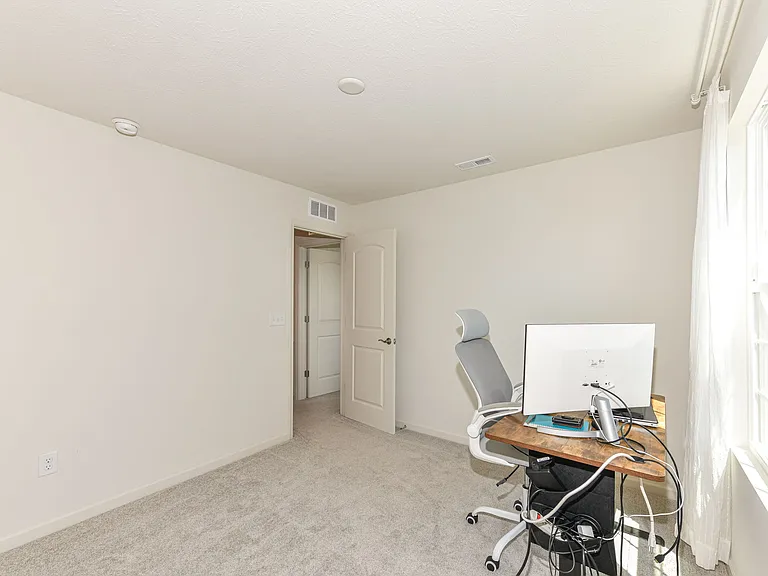 6907 Seattle Slew Dr — Photo 31