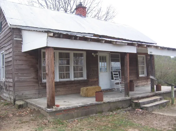 910 N Chattanooga St, La Fayette, GA 30728