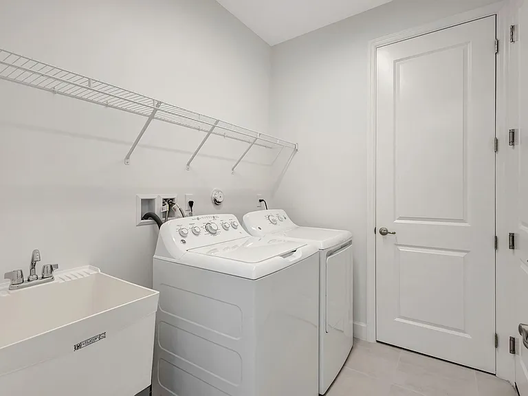 12557 SW Rain River Dr — Photo 32