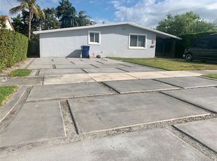1551 Oakwood Dr, Miami Springs, FL 33166