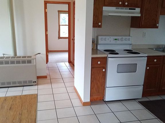 2nd image of 1310 1/2 S Madison St #Upstairs
