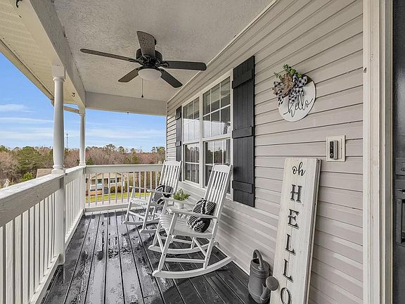 4th image of 328 Fern Dr SE