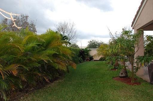 5th image of 674 SW 159th Ln