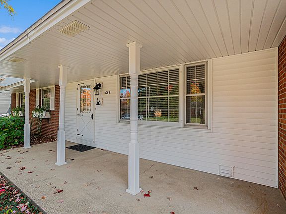 4th image of 659 Brookside Ave