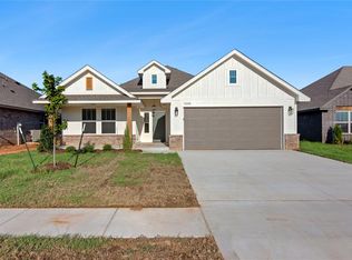 5008 Misty Wood Ln, Mustang, OK 73064