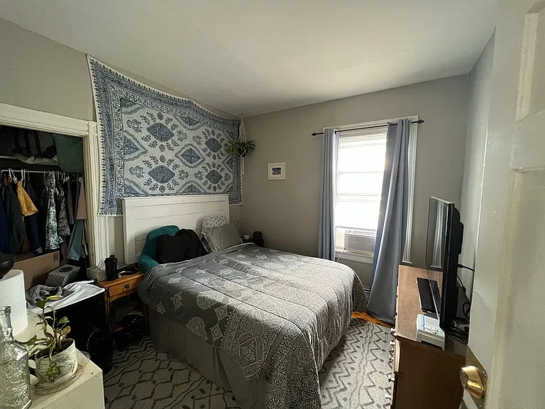 13 Penn St — Photo 2