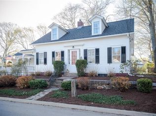 31 Mawney St, East Greenwich, RI 02818