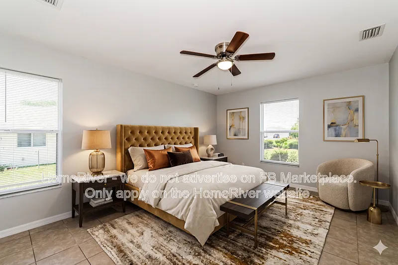 3 bed, 2.0 bath, 1521 sqft, $1,815 — Photo 4