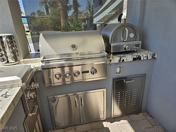 5th image of 8175 Arville St #247