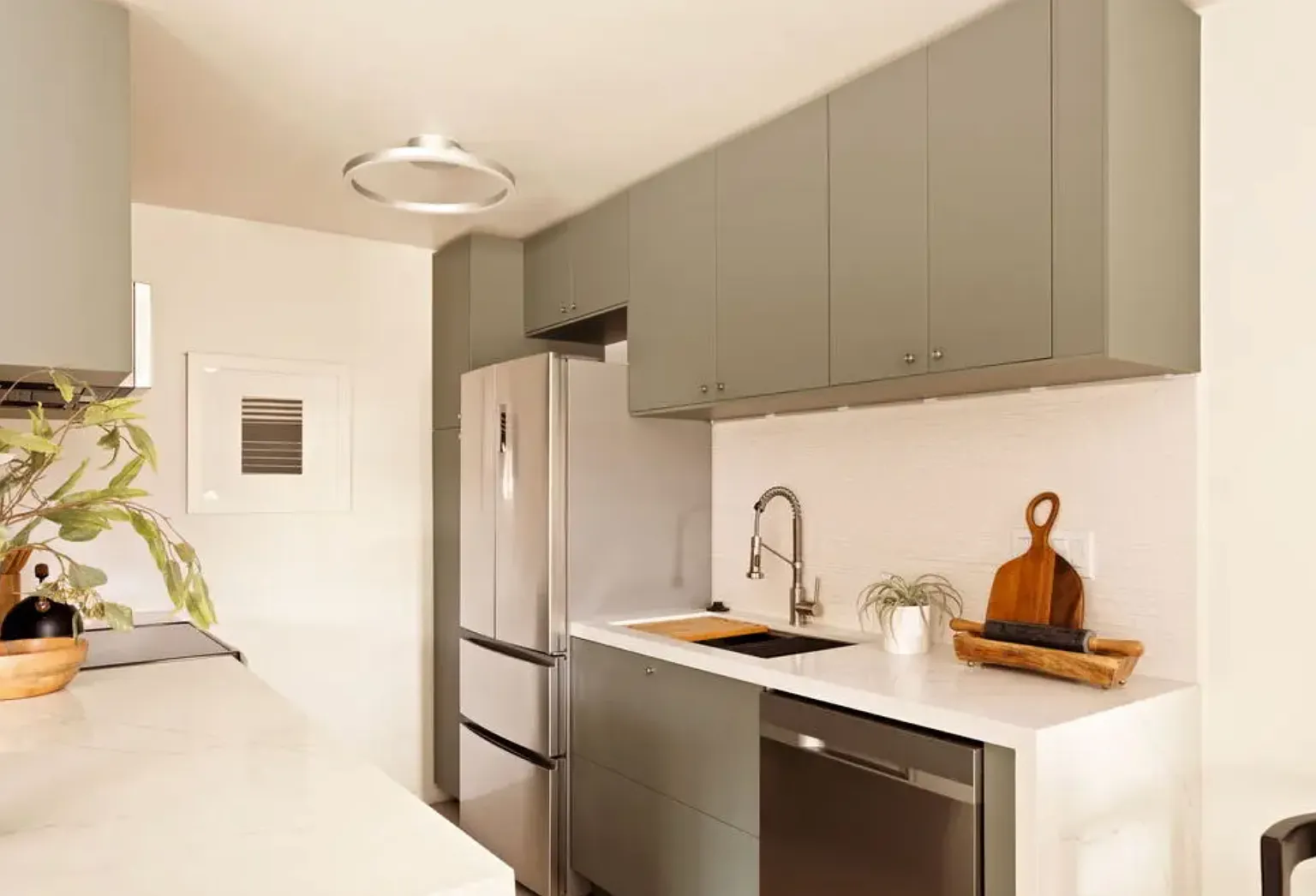 2 bed, 906 sqft, $4,000 — Photo 3