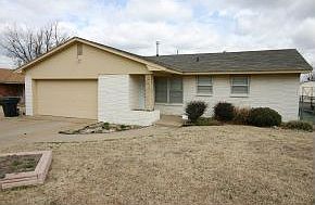 1st image of 601 SW 71st St