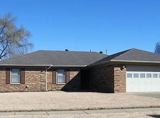 512 Riverbend Cv, Blytheville, AR 72315