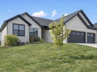 5881 S Franklin Ave, Springfield, MO 65810