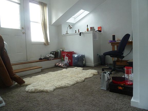 5th image of 187 Gay St
