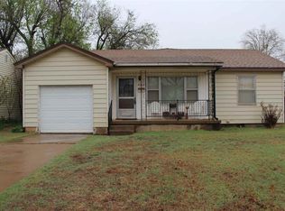 2218 W Maple Ave, Enid, OK 73703