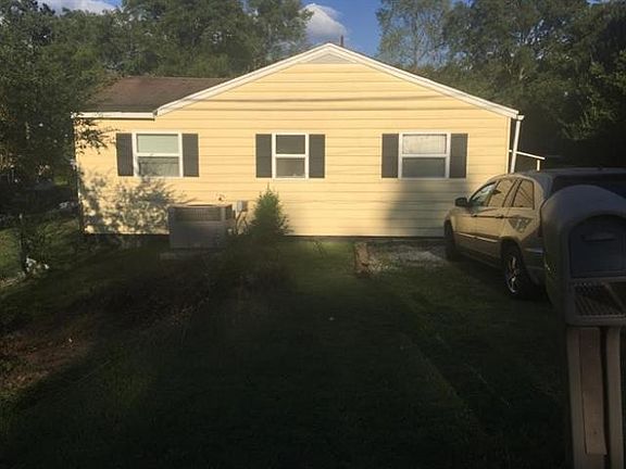 3rd image of 1529 W View St