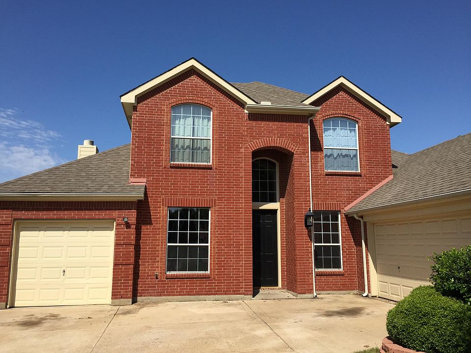 1st image of 2401 Lockshire Dr