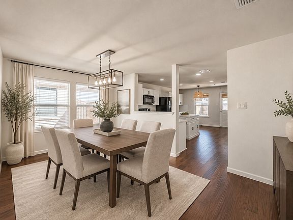 5th image of 6601 Longleaf Ln