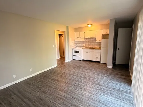 Hikes Point Apartments