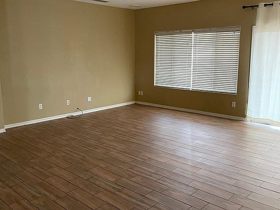 4th image of 42207 W Ramona St