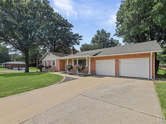 4th image of 441 Clearview Dr