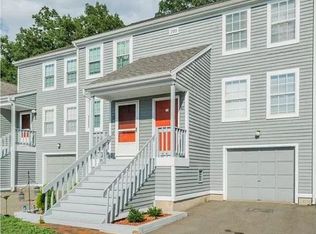205 Oakland St, Manchester, CT 06042