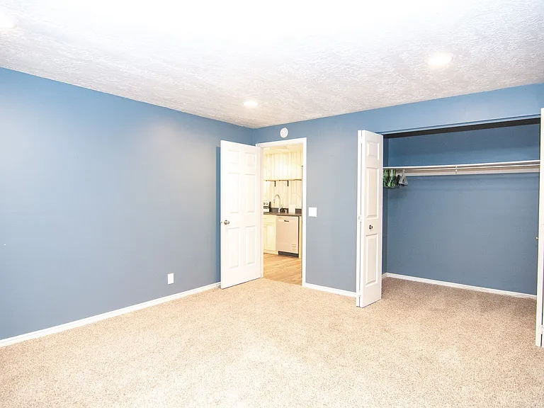 1340 Ridgewood Ln — Photo 16