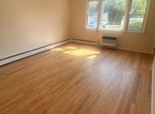 (Undisclosed Address), Roselle Park, NJ 07204