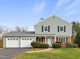 57 Palomino Dr, Pittsfield, MA 01201