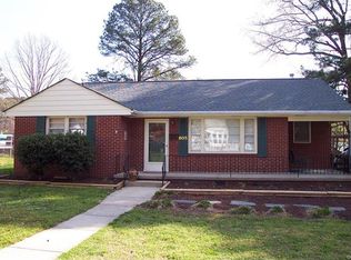 805 Conduit Rd, Colonial Heights, VA 23834