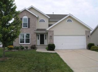 818 Sunflower Dr, Waterloo, IL 62298