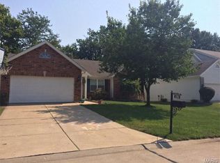 1386 Briar Creek Dr, Saint Charles, MO