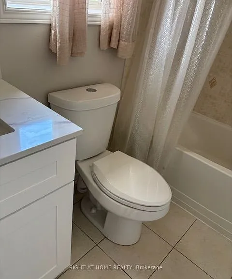 69 Crystal Glen Cres — Photo 4