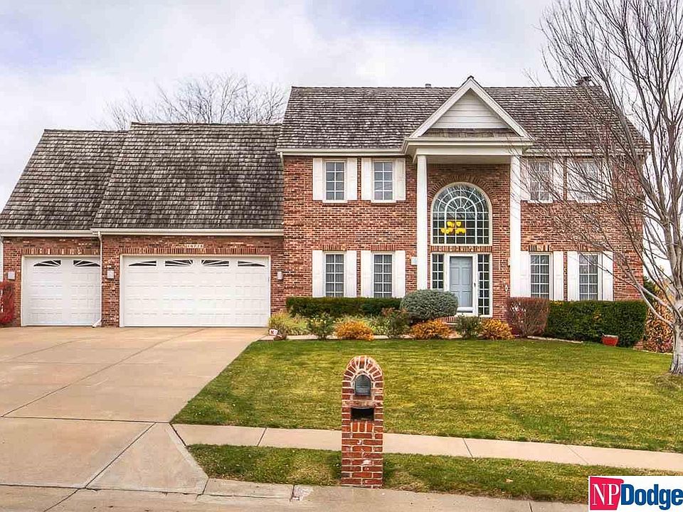 1st image of 16716 Mason Cir