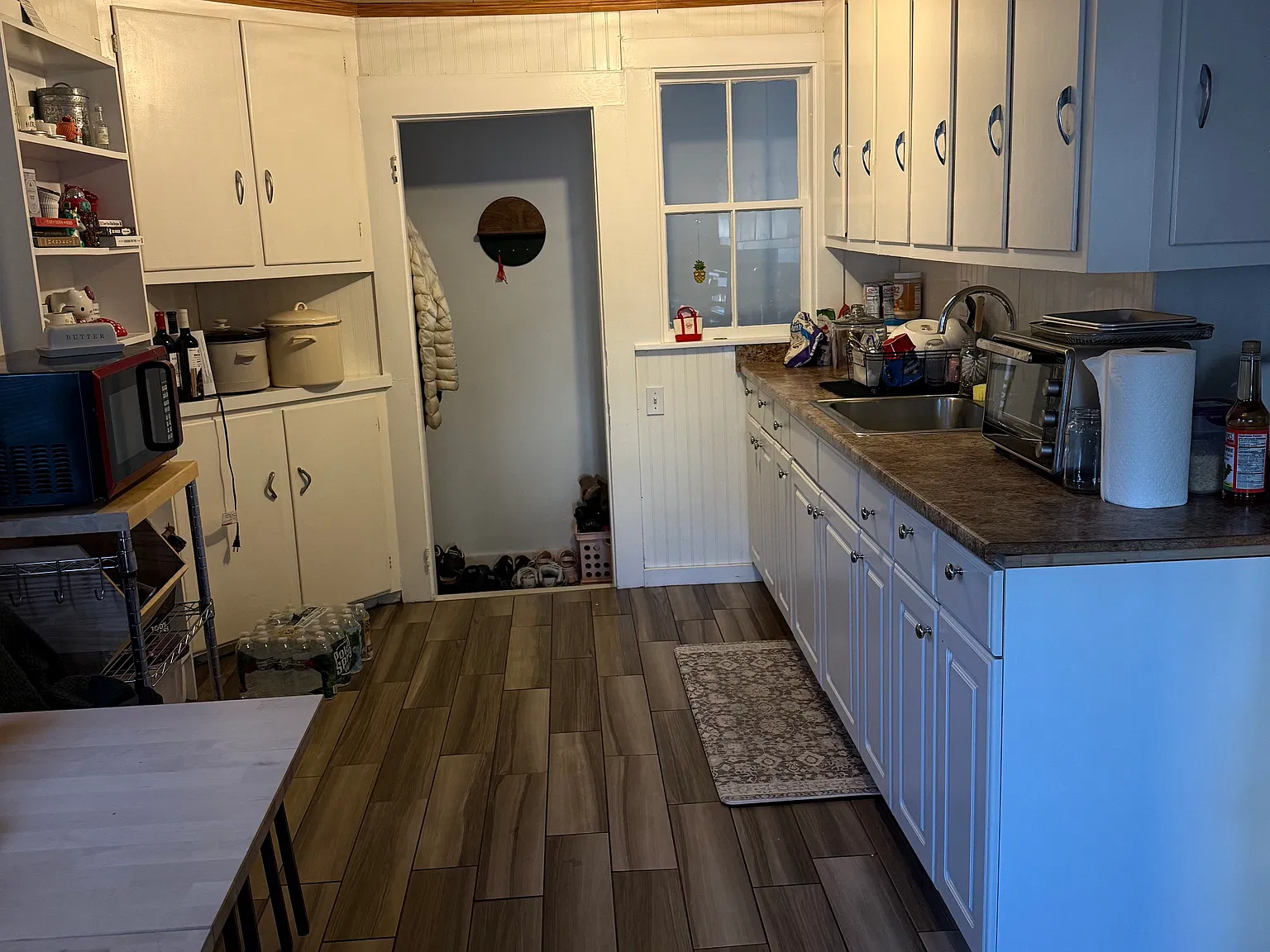 2 bed, 950 sqft, $2,200 — Photo 3