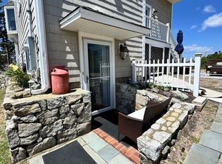 8 6th St #1, Newbury, MA 01951