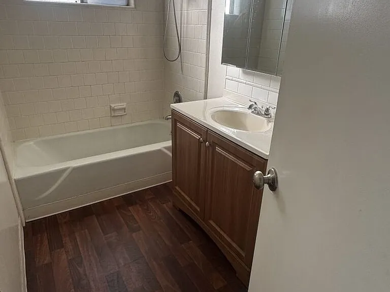 425 S 3rd Ave #A — Photo 6