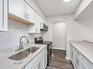 Grand Towers, Kansas City, MO 64111