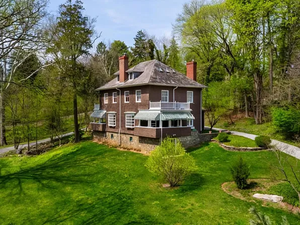 1914 Ruxton Rd, Baltimore, MD 21204