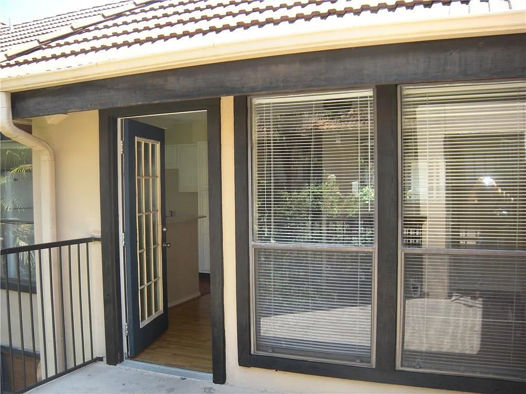 2 bed, 1.0 bath, 777 sqft, $1,400 — Photo 3