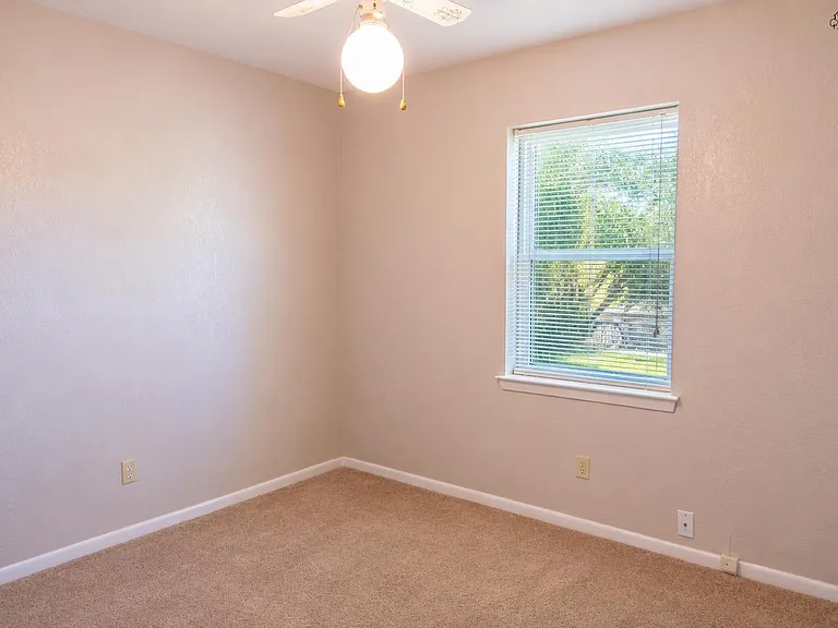 4724 Cape Cod Dr — Photo 10