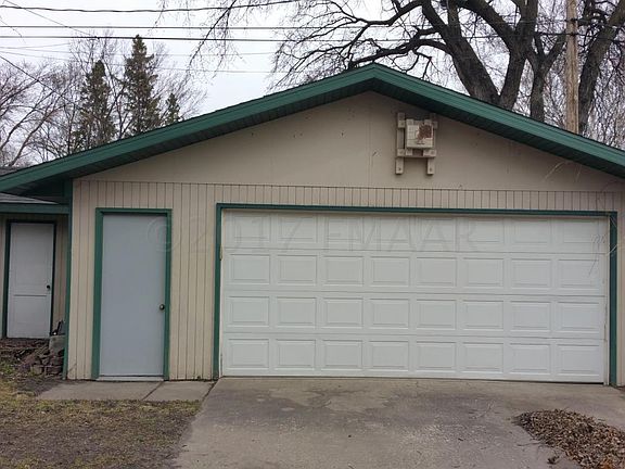 2nd image of 1420 4th Ave S