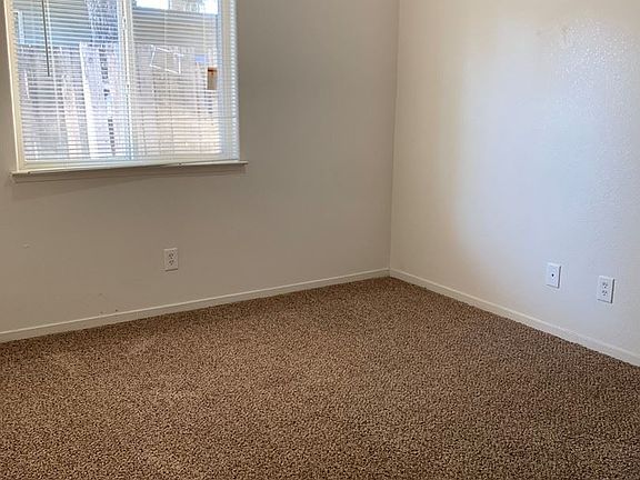 5th image of 611 S Church St APT B